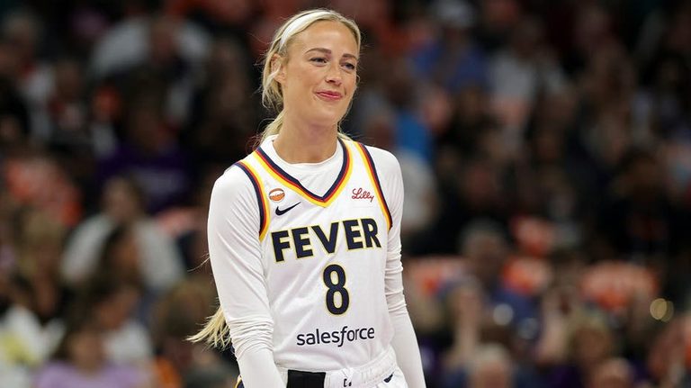 Indiana Fever Star Sophie Cunningham