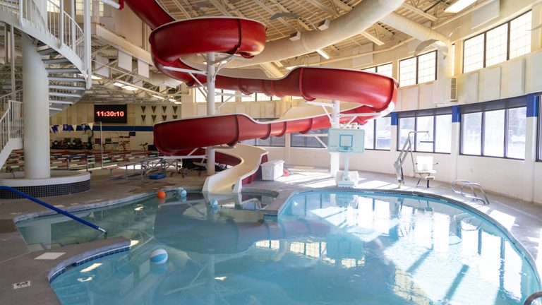 Jackson Aquatics Center Partially Reopens