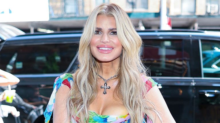 Jessica Simpson Turns 46