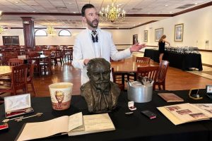 Kfc Founder S Home Restaurant Up For Auction