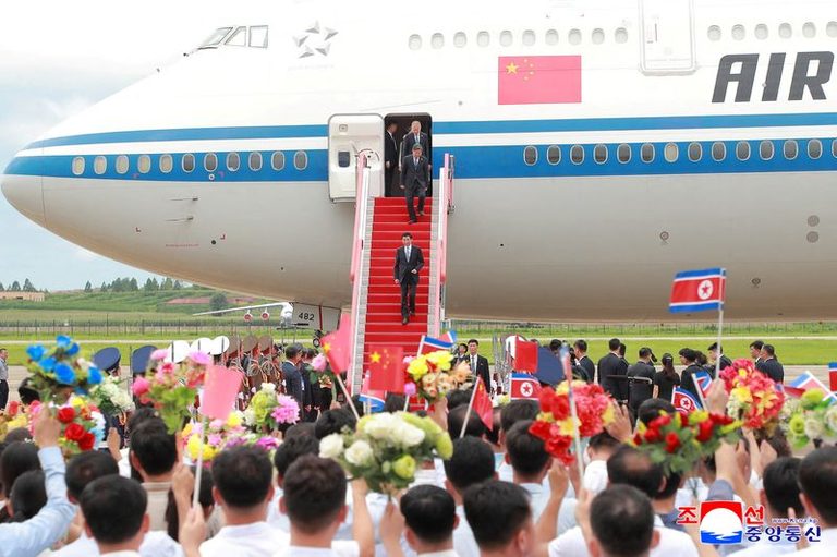 Kim Jong Un Meets China S Wang Huning