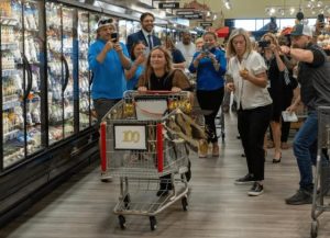 Klein S Family Markets Hosts Grocery Sweep