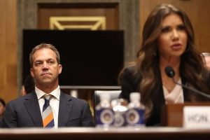 Kristi Noem Divorcing Husband
