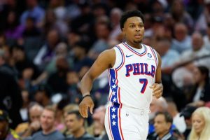 Kyle Lowry Retires With Raptors