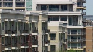 La Allows More Apartments Near Transit Hubs