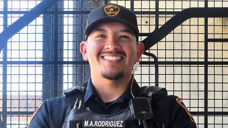 Lpd Officer Serves Community