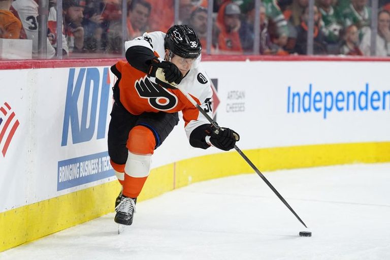 Maple Leafs Sign D Emil Andrae
