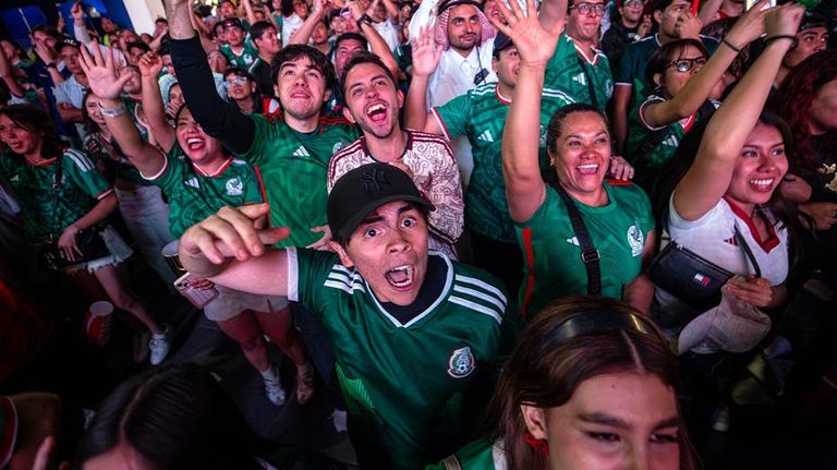 Mexico Advances In World Cup