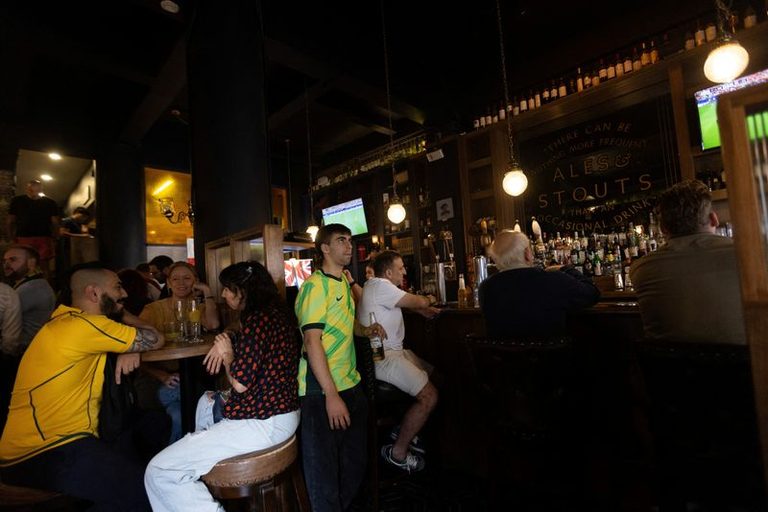 Mexico City Pub Prepares For England Mexico Showdown
