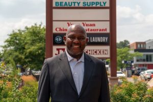 Minneapolis Mall Offers Community Ownership