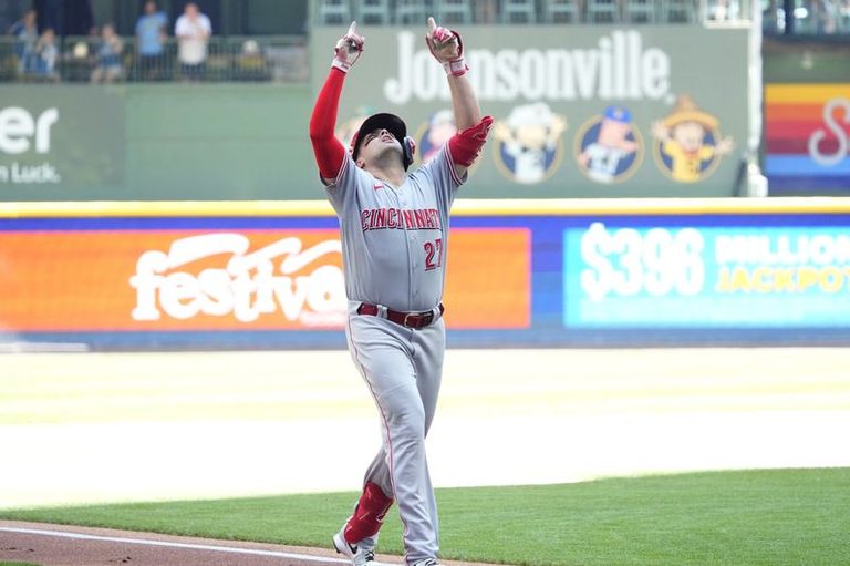 Mlb Roundup Mariners Sweep Angels