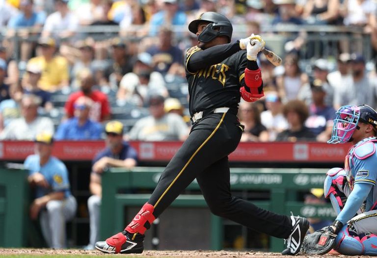 Mlb Roundup Pirates Sweep Brewers