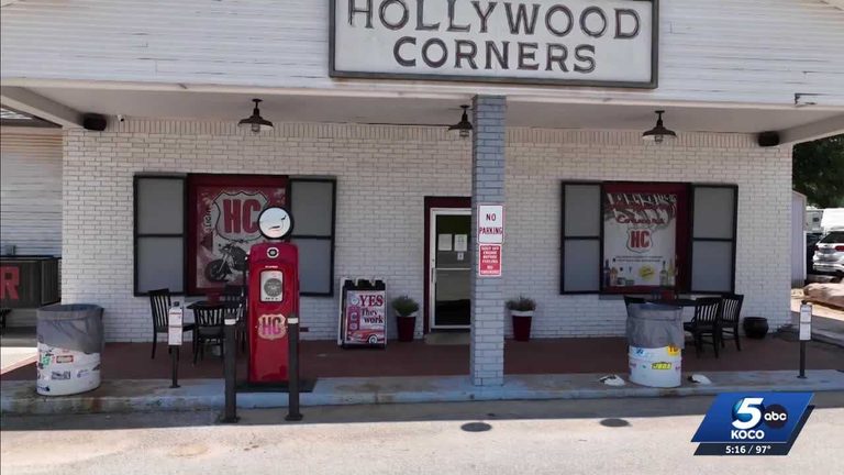 Moore Restaurant Hosts Fundraiser For Toby Keith S Kids Korral