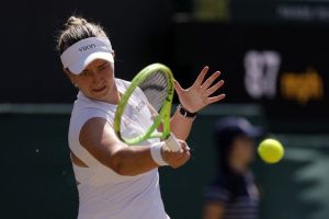 Muchova Beats Krejcikova At Wimbledon