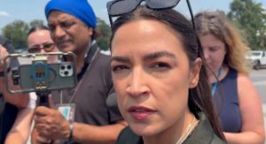 New Hampshire Poll Ocasio Cortez Buttigieg Lead Dem Field