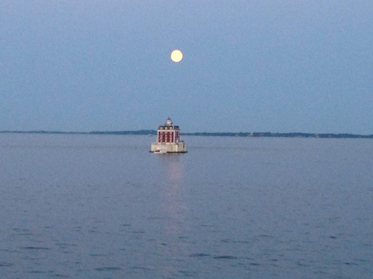 New London Maritime Society Offers Lighthouse Tour