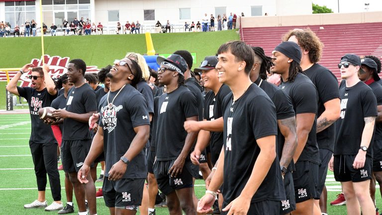 Nmsu Football Adds 25 New Players