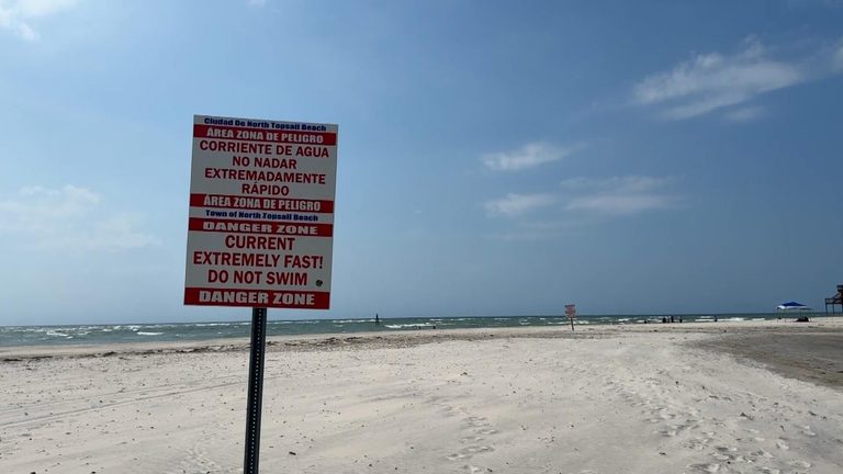 North Topsail Beach Warns Visitors