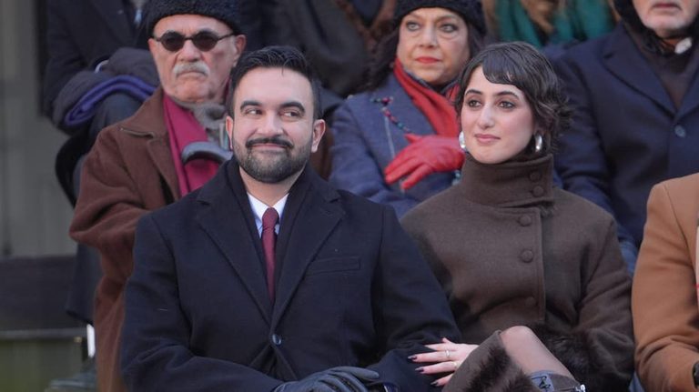 Nyc Mayor S Wife Co Hosts Islamic Retreat