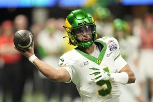 Oregon Qb Dante Moore