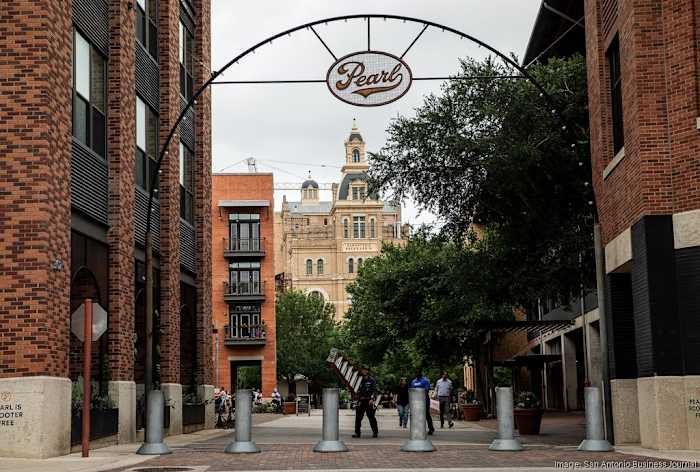 Pearl Putt Mini Golf Course Opens In San Antonio