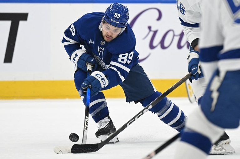 Penguins Acquire Forward Nick Robertson
