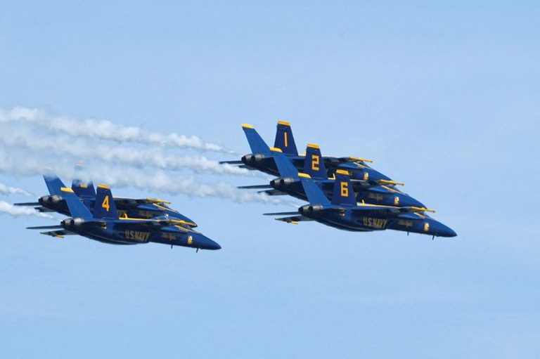 Pentagon Chief Backs Pilots Amid Review