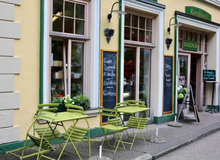 Konditorei Polish Deli & Café — Warren