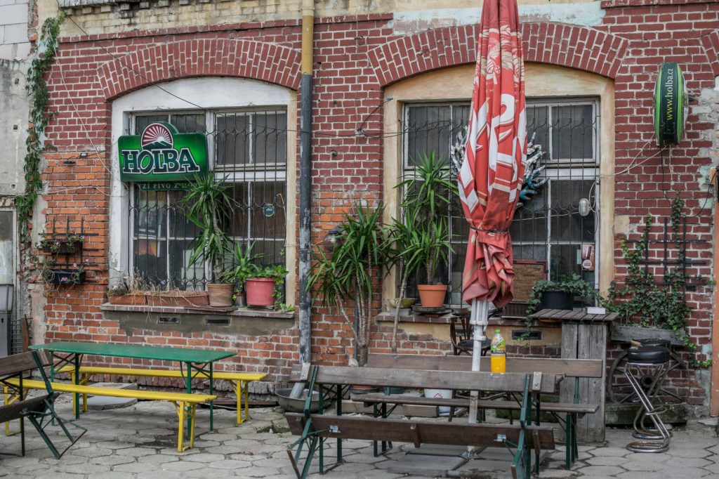 Polonia Restaurant — Warren