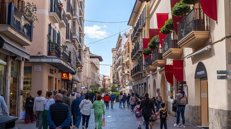 Pickpocketing On The Rise In Spain S Mallorca