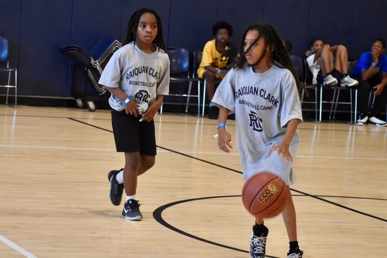 Pro Basketball Player Hosts Summer Camp
