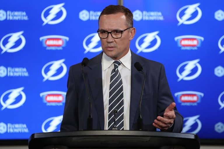 Red Wings Legend Steve Yzerman Ends Tenure As Gm