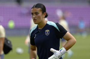 Reign Signs Goalkeeper Neeko Purcell