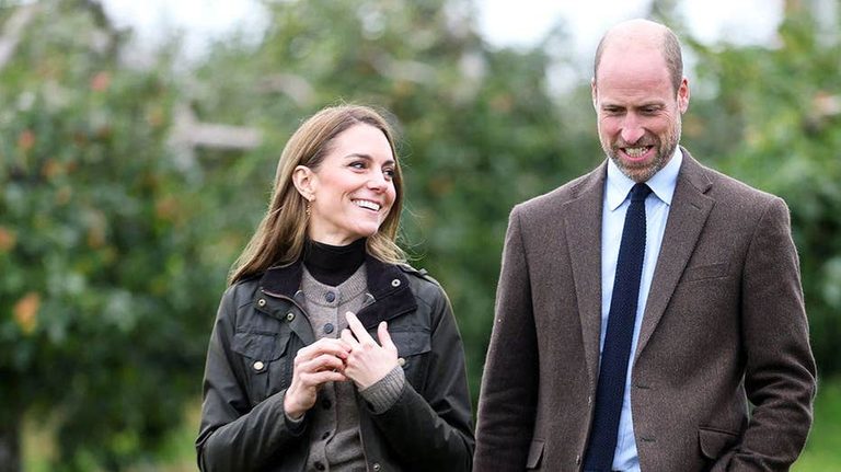 Royal Couple S Past Split