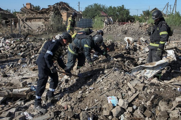Russian Missile Kills Ukrainian Family