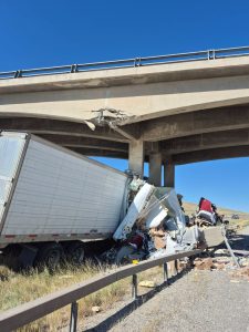 Semi Truck Crashes Into Bridge On I 80 Near Rawlins