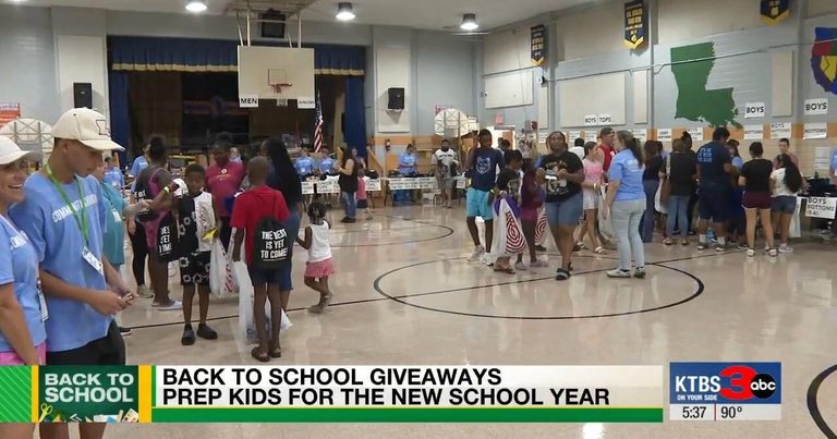 Shreveport Bossier Community Groups Host Back To School Giveaways