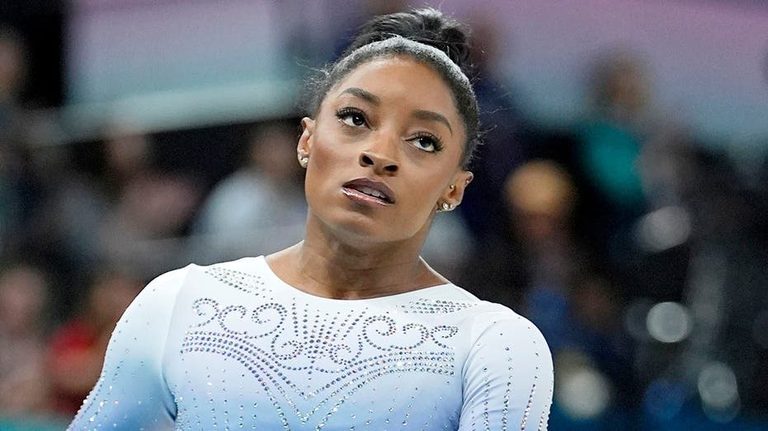 Simone Biles Undergoes Hospital Procedure