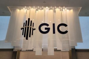 Singapore S Gic Invests 30B In Hedge Funds