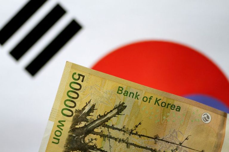 South Korea S Currency Chief Talks To Japan Allies