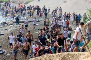 Spain 50 000 Illegal Immigrants Crossed From Morocco