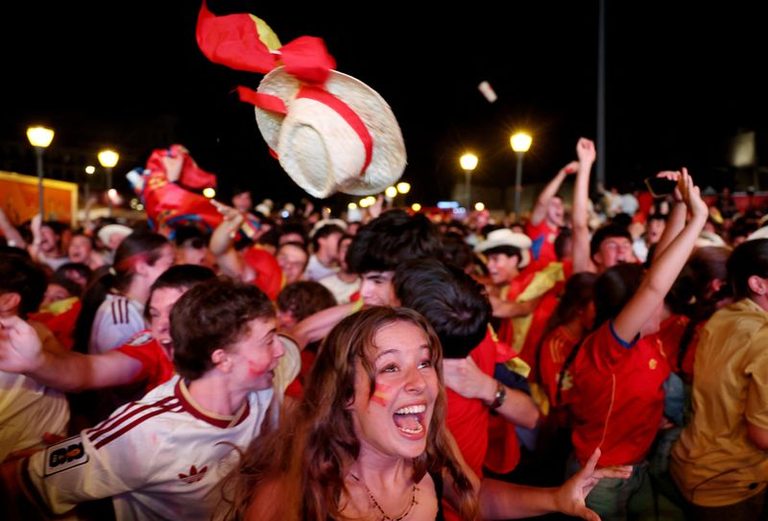 Spain Advances In World Cup