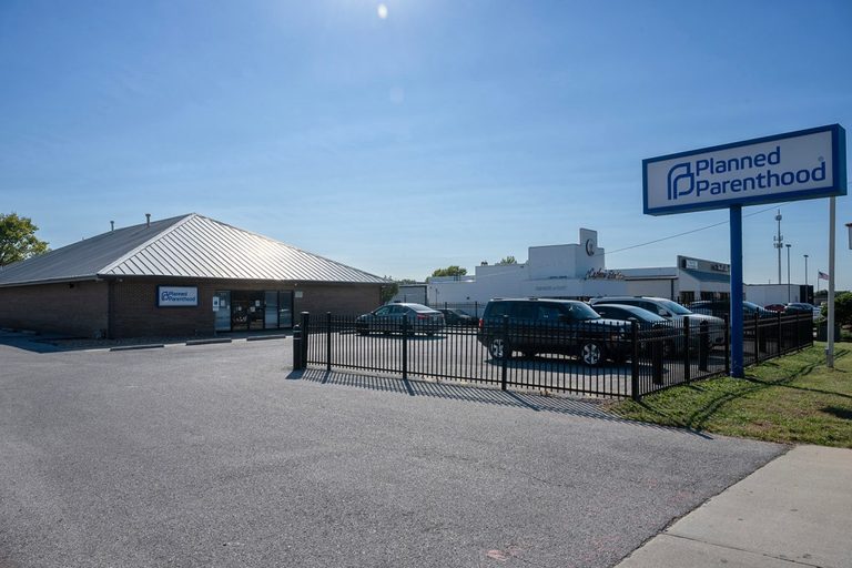 Springfield Planned Parenthood Begins Abortions