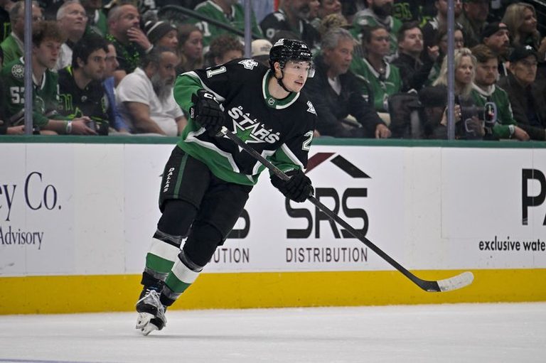 Stars Jason Robertson Files For Salary Arbitration