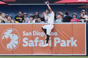 Tatis Makes Spectacular Catch