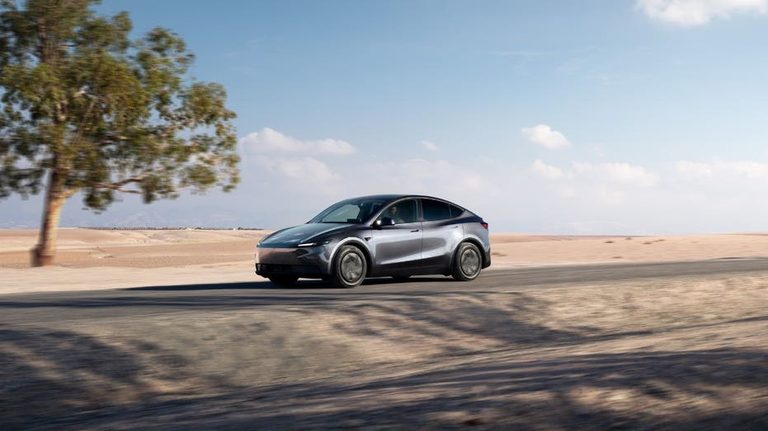 Tesla Helps Driver In Medical Emergency