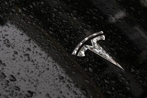 Tesla Launches New Model Y