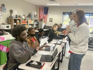 Texarkana Hope Teachers Named Finalists For Arkansas Teacher Of The Year