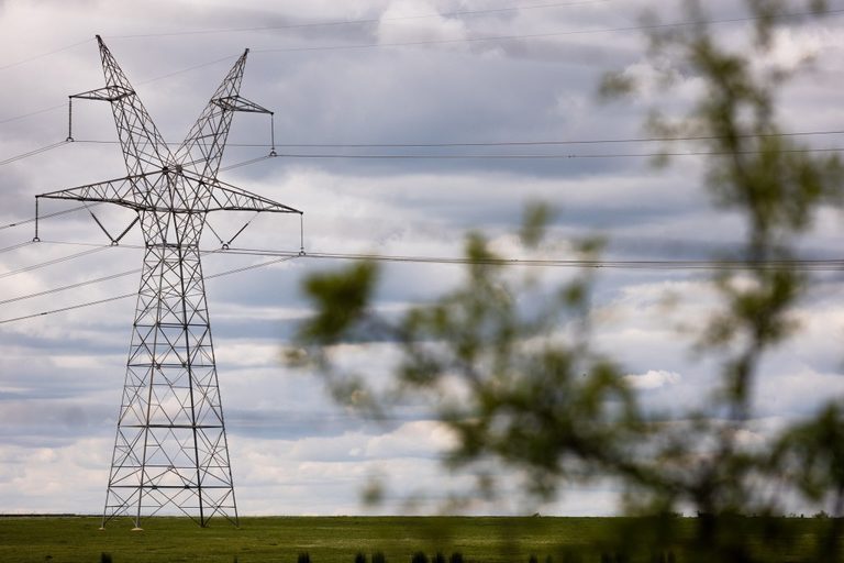 Texas Lawmakers Oppose Transmission Line Plan