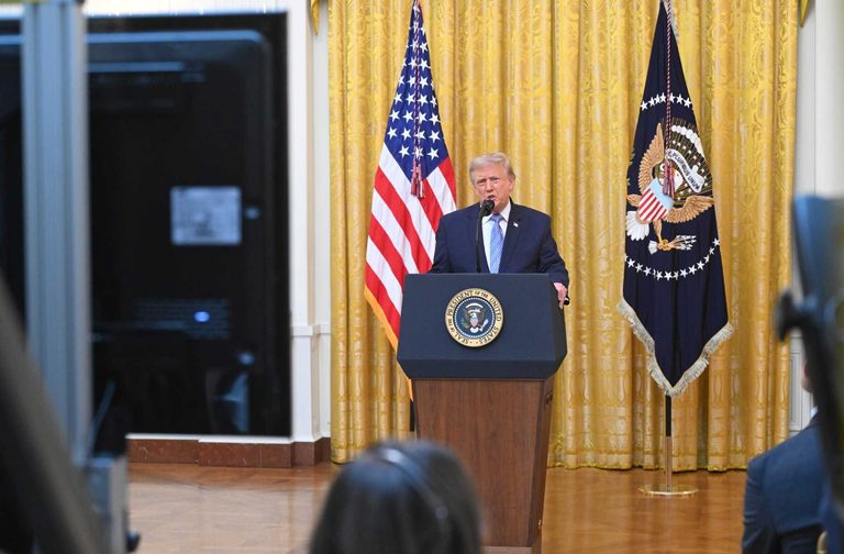 Trump Admin Claims 250 000 Illegal Immigrants On Voter Rolls